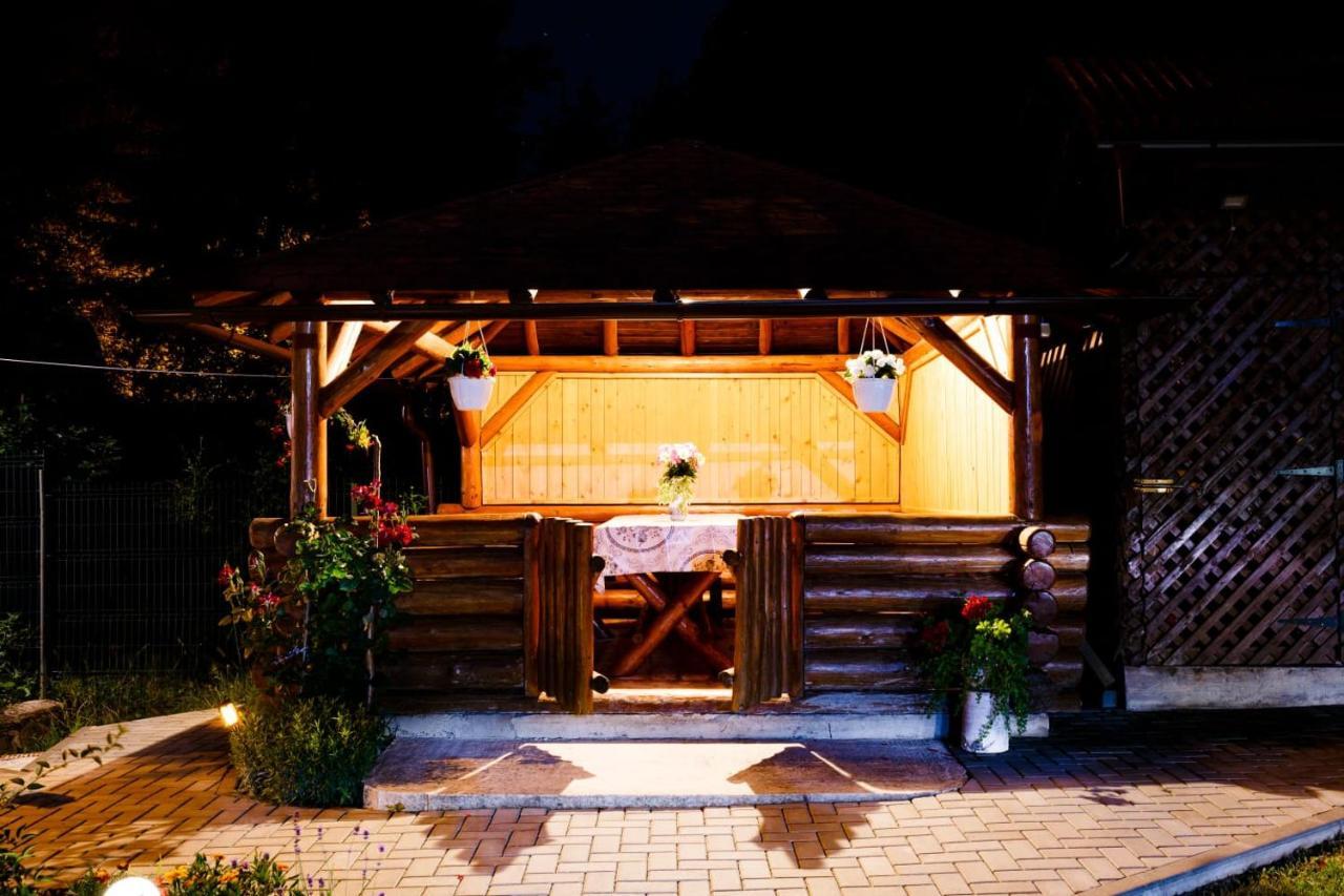 Casa Tudor Topliţa Exterior foto